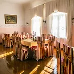 Hotel Cantervilla Castle Otepää
