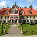 Cantervilla Castle Hotel *