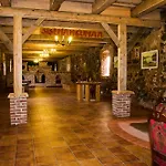 Cantervilla Castle Hotel *