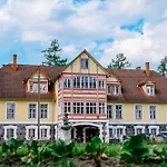 Hotel Cantervilla Castle Otepää