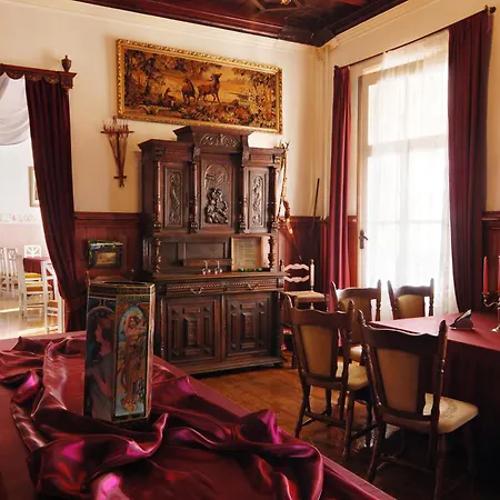 Hotel Cantervilla Castle *