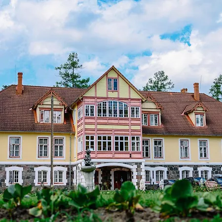 Hotel Cantervilla Castle Otepää