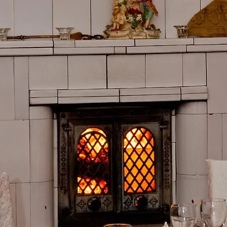 Hotel Cantervilla Castle Otepaa