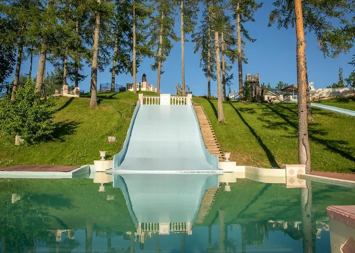 Hotel Cantervilla Castle *