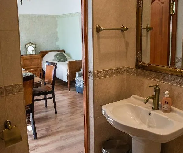 Hotel Cantervilla Castle Otepää