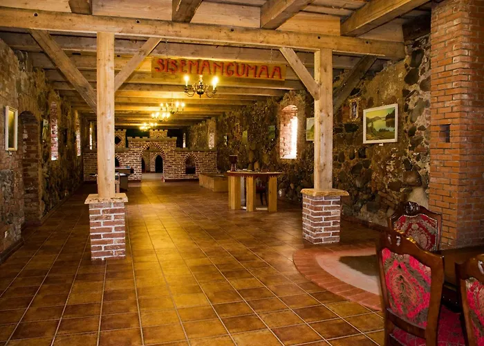 Cantervilla Castle Hotel *