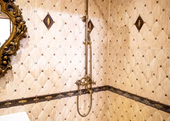 Cantervilla Castle Hotel