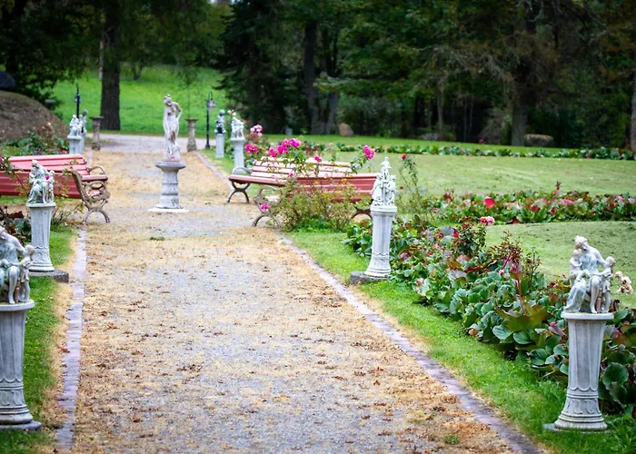 Cantervilla Castle Hotel Otepää