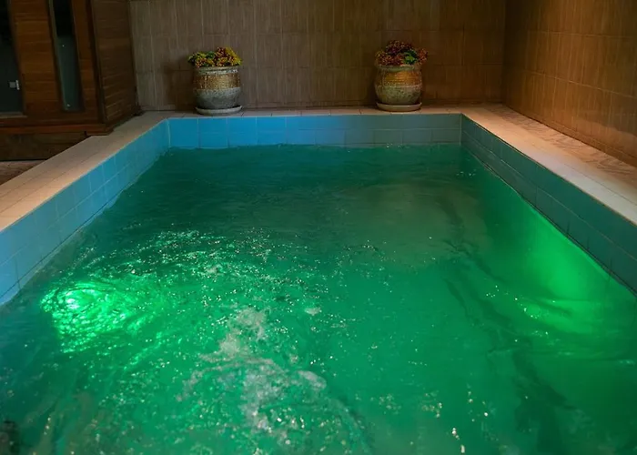 Hotel Cantervilla Castle